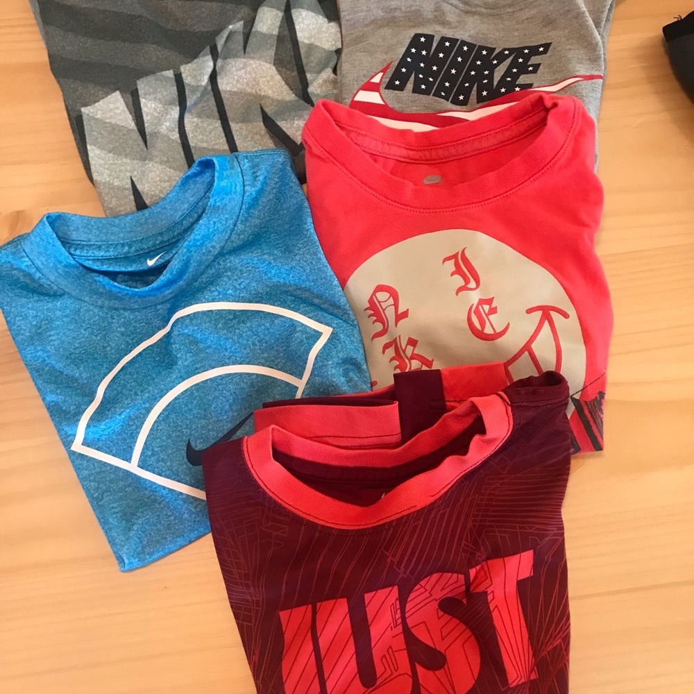 Nike!  Boys shirts/Tops sizes 4T &4-5. One small stain Short sleeved/sleeveless